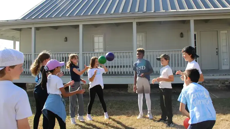 Fourth Graders Fine Tune Leadership Skills at Wolf Run Ranch