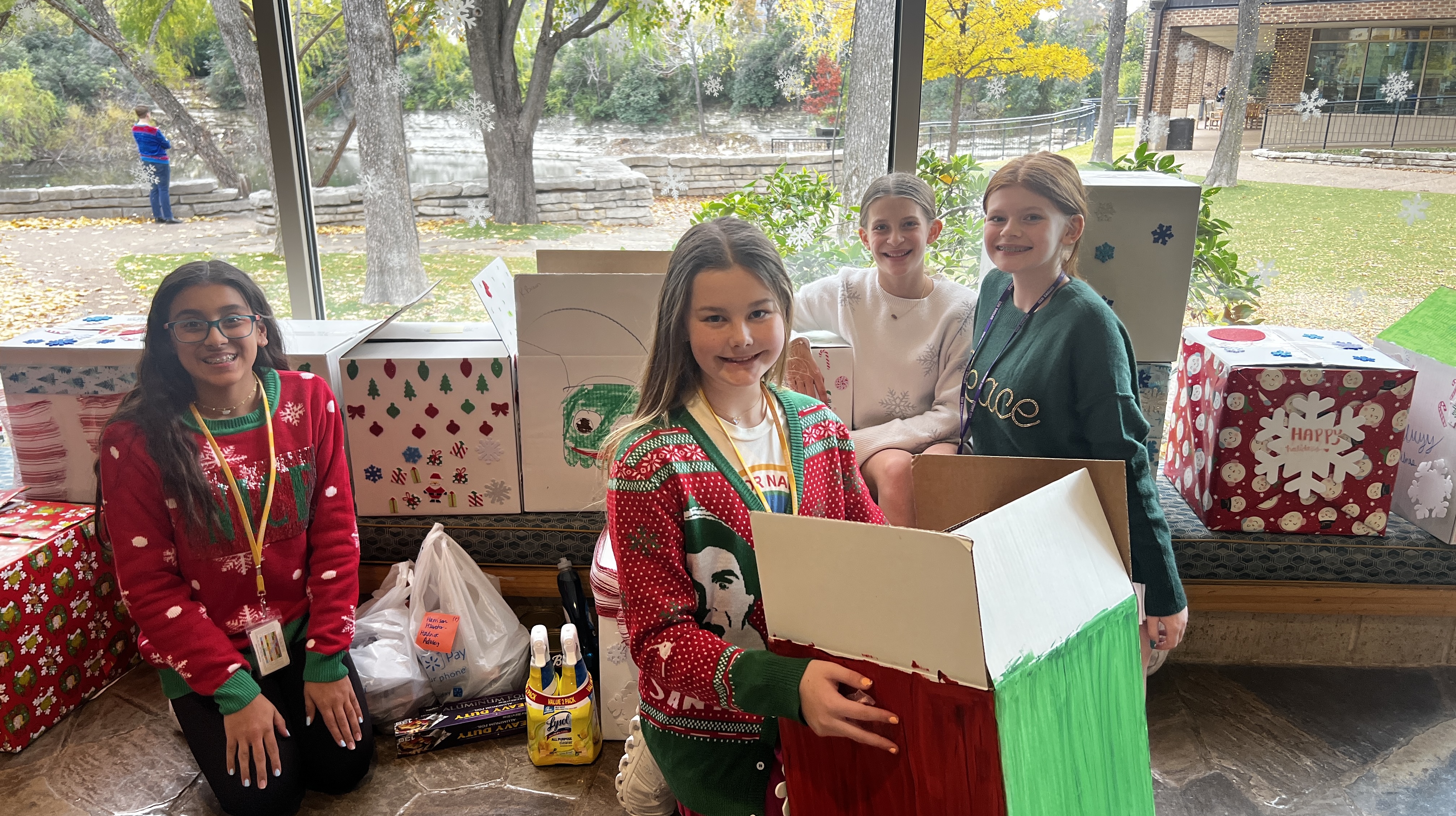 'Tis the Season for the Gift of Service