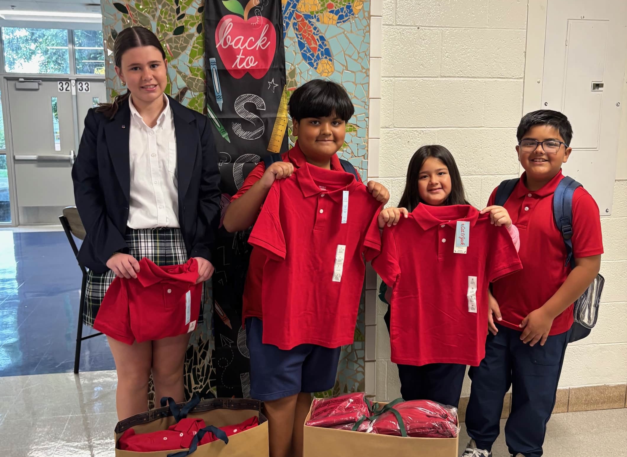 Moorman's Closet: Kate Moorman '26 Continues Family Partnership with Foster Elementary